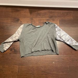 Vintage Havana grey sweatshirt with camo sleeves size 14 kids
